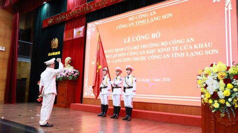 Công an Lạng Sơn công bố quyết định thành lập Đồn Công an Khu kinh tế cửa khẩu Đồng Đăng - Lạng Sơn